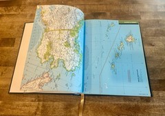 National Geographic Collegiate Atlas of the World (2006, Hardcover)