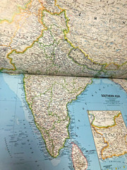 RARE! NATIONAL GEOGRAPHIC ATLAS of the WORL 1981 FIFTH EDITION FINE ILLUSTRATED