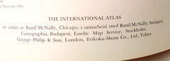 VINTAGE CAPPELENS INTERNASJONALE ATLAS – HARDCOVER 1981 (NORWEGIAN LANGUAGE)