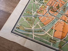 Map and Guide to Paris and Environs Fuhrer Guilmin (1940?)
