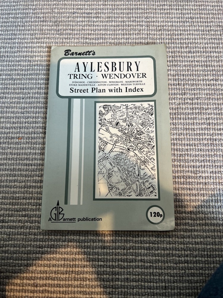 Barnett’s Aylesbury tring Andover street plan with index.