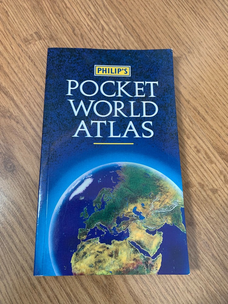 Vintage Philip’s Pocket World Atlas -Paperback 1994 Edition – Clean condition
