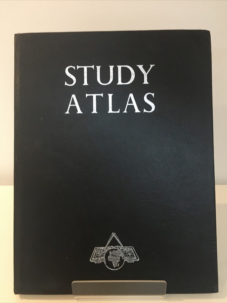 Collins- Longman Study Atlas 1967 Hardback. (CA277)