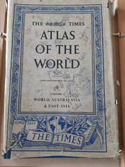 Times atlas of the world Vol I World, Australasia and East Asia