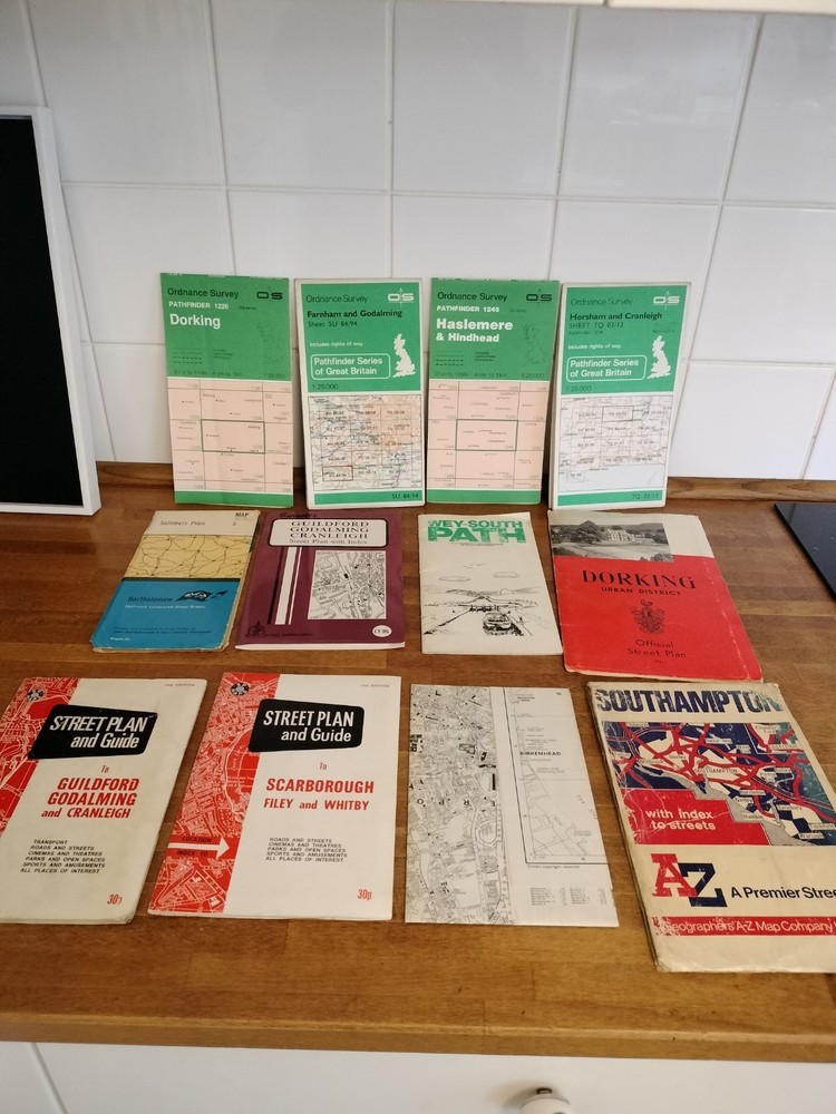 Assorted Road Maps 12 Different Maps All Great Used Condition.