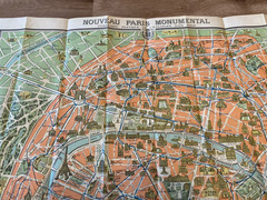 Map and Guide to Paris and Environs Fuhrer Guilmin (1940?)