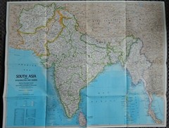 PEOPLES OF SOUTH ASIA & MAP ,NATIONAL GEORAPHIC MAGAZINE DOUBLE SIDED 1984