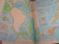 1983 Royal Geographical Society Atlas of the World Coffee Table Book