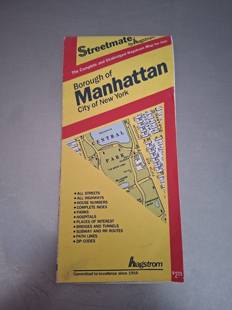 Streetmate By Hagstrom Borough Of Manhattan City Of New York Used VG Condition.