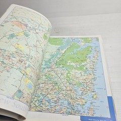 Gregory’s Australia: The Essential Touring Atlas (Paperback) 2nd Edition