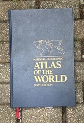 National Geographic Atlas of the World Sixth Edition Hardcover Atlas & Magnifier