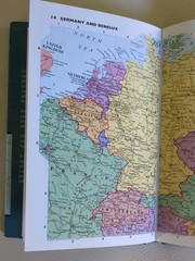 Philip’s Pocket World Atlas 2003 Edition HB DJ
