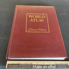 Vintage 1977 World Atlas Hammond Leather Bound Classics Edition Book Reference