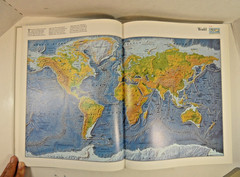 HAMMOND ATLAS of the WORLD 1995 Hardcover Book 303p 14.25×11