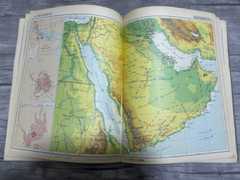 The Arab Atlas Book : Unlocking the Secrets of the World’s Geography (1972)