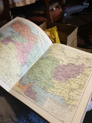 Philips Practical Atlas, Hardback 1961. GP Limited, Harold Fullard.