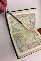 ATLAS The Traveler’s Atlas A Geographic Handbook Leather Cover 4×6″