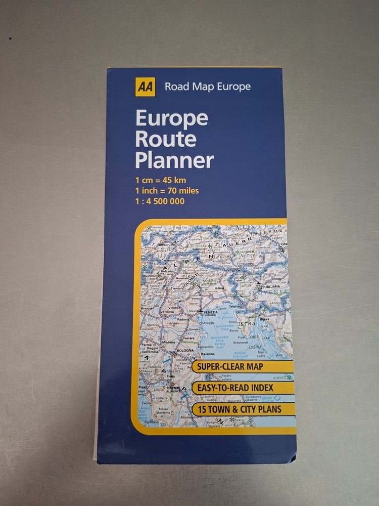 AA Europe Route Planner Map. Very Good Condition 1cm / 45km 1 Inch / 70 Miles