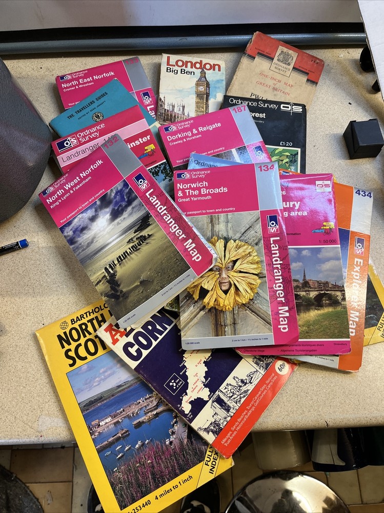 MIXED COLLECTION OF ORDNANCE SURVEY MAPS VINTAGE AND NEWER 14 maps 1 book