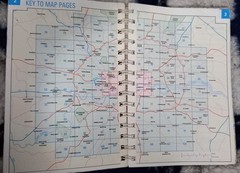 WH SMITH LONDON STREETFINDER MAP – 1999 – 268 PAGES RING BOUND