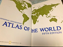 RARE! NATIONAL GEOGRAPHIC ATLAS of the WORL 1981 FIFTH EDITION FINE ILLUSTRATED