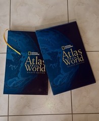 VINTAGE National Geographic Atlas of the World, Eighth Edition 2004