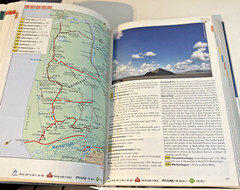 Iceland Road Guide 16th Edition (Paperback 2019) Steindór Steindórsson
