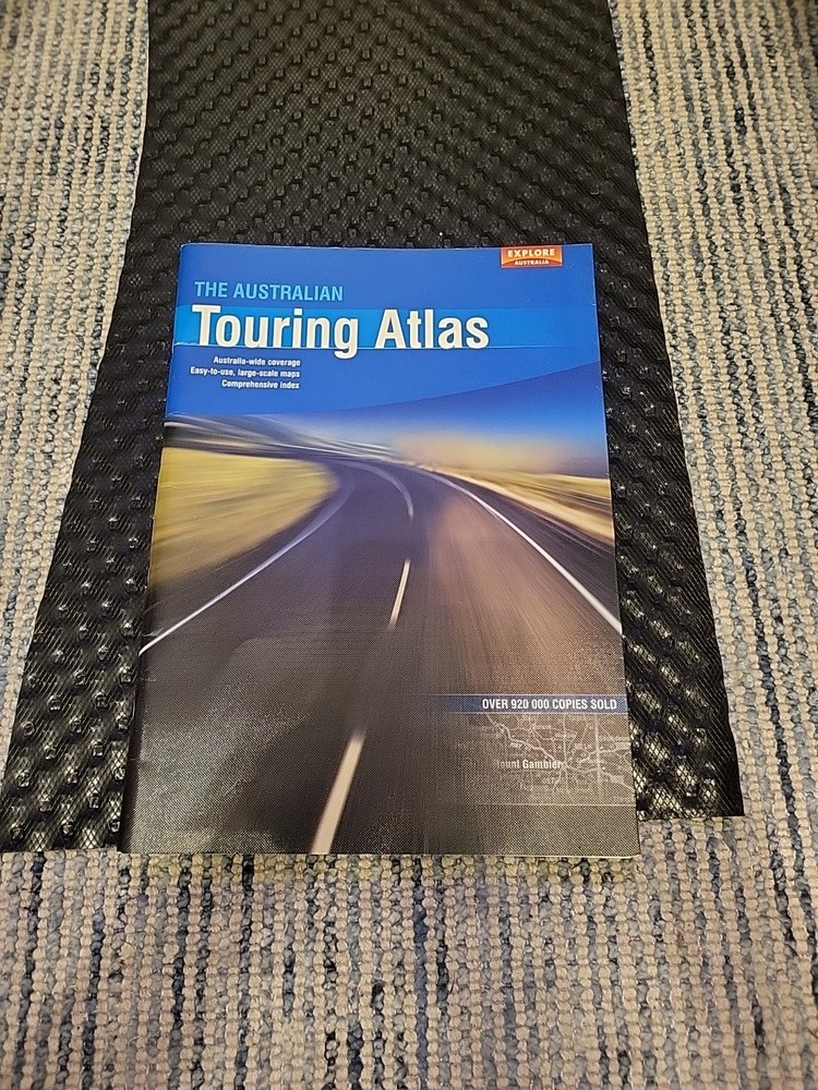 The Australian Touring Atlas 9 781741 170825 Explore Aust As New