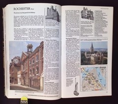 The AA Book of British Towns, 1979 1st Edition Drive Publications HB