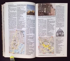 The AA Book of British Towns, 1979 1st Edition Drive Publications HB