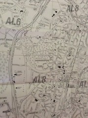 Welwyn Garden City/Welwyn/Codicote Fold out Street Map Black/White