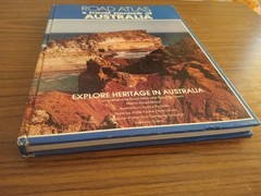 Esso Road Atlas & Travel Souvenir of Australia – Atlas Book